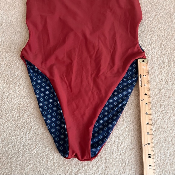 Becca by Rebecca Virtue Swimsuit one piece plunge sexy key hole S - Picture 11 of 11